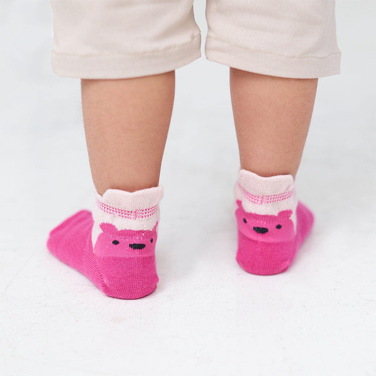 まとめて売り　新品 子供靴下 5足セット 女の子　ピンク  ソックス　熊