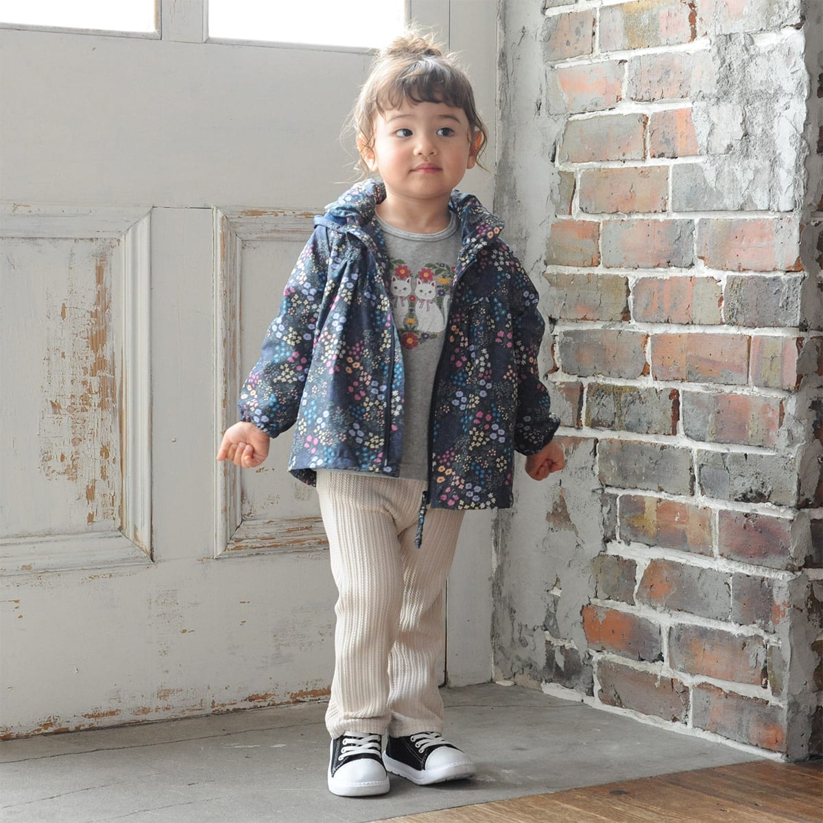 オンライン完売品 ZARA フラワーコットンTシャツ S