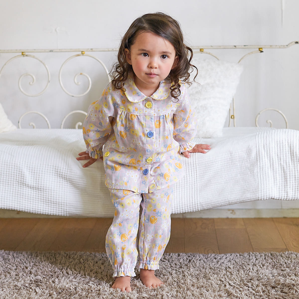 おなか安心ボタン付き ガーゼ 長袖 前開きパジャマ（フラワー）