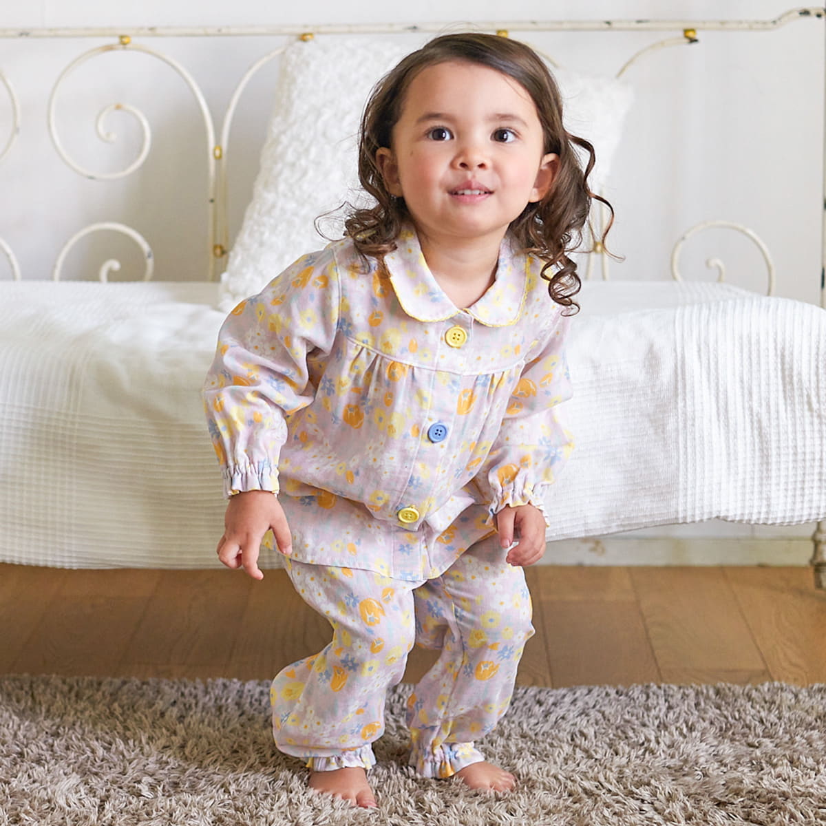 おなか安心ボタン付き ガーゼ 長袖 前開きパジャマ（フラワー）