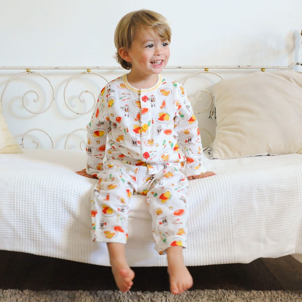 おなか安心ボタン付き ガーゼ 長袖 前開きパジャマ（喫茶店）/80cm